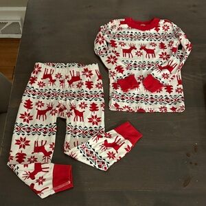 Hanna Andersson Red and White Reindeer Pajama Set